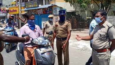 Photo of ஆவடியில் அம்பத்தூர் மண்டல காவல்துறை துணை ஆணையாளர் திரு. ஈஸ்வரன் பொதுமக்களுக்கு விழிப்புணர்வு