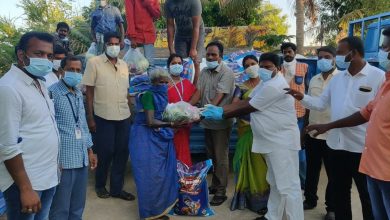 Photo of கொரோனா ஊரடங்கால் பாதிக்கப்பட்ட மக்களுக்கு உதவிய ஒன்றிய துணை தலைவர்